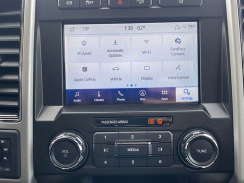 Used 2020 Ford F250 Lariat image 11