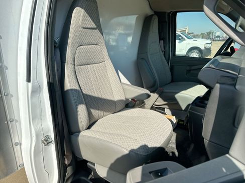 New 2025 Chevrolet Express 3500 w/ Power Convenience Package image 22