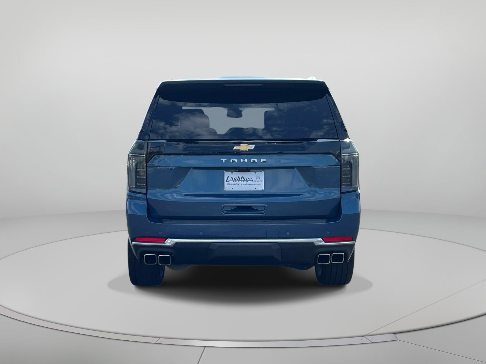 Used 2025 Chevrolet Tahoe High Country AWD/4WD image 4