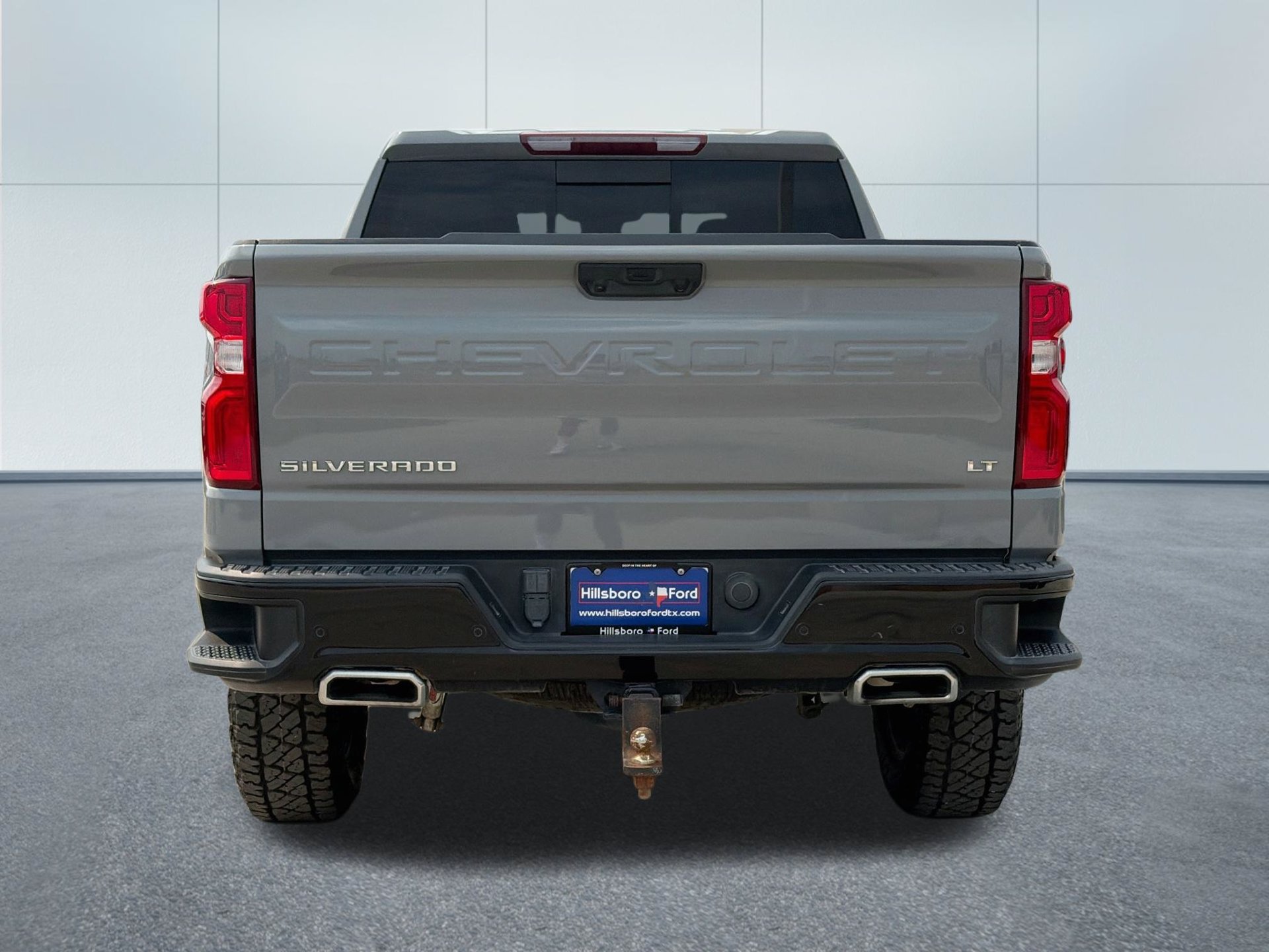 Used 2024 Chevrolet Silverado 1500 LT Trail Boss w/ Convenience Package II AWD/4WD image 6
