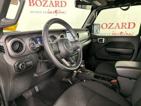 Used 2021 Jeep Wrangler Unlimited Sport AWD/4WD image 12