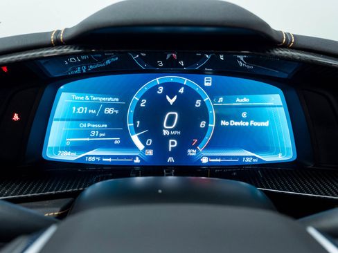 Used 2023 Chevrolet Corvette Stingray Preferred Conv w/ Z51 Performance Package RWD image 11