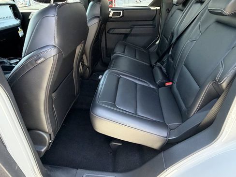 New 2026 Ford Bronco Outer Banks AWD/4WD image 20