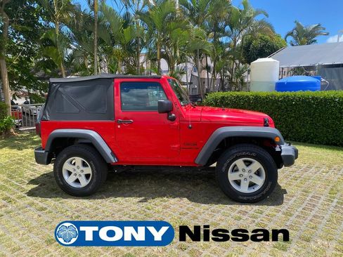 Used 2017 Jeep Wrangler Sport w/ Quick Order Package 24S AWD/4WD image 8