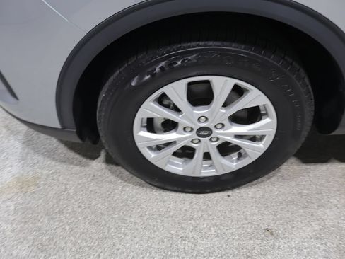 Used 2023 Ford Escape Active w/ Tech Pack #1 AWD/4WD image 10