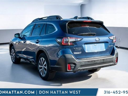 Used 2020 Subaru Outback Premium image 29