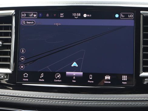 Used 2025 Chrysler Pacifica Limited FWD image 26