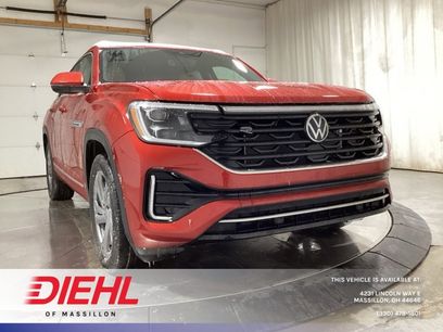 Used 2024 Volkswagen Atlas Cross Sport SEL R-Line