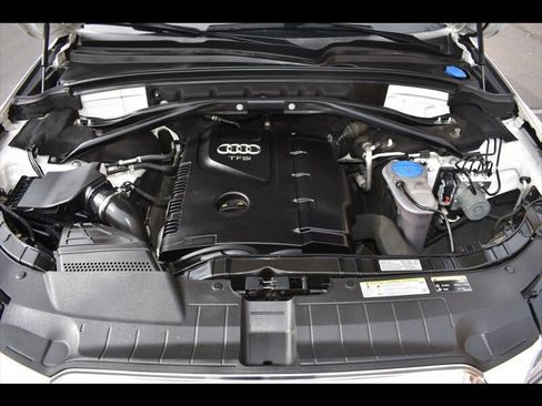 Used 2015 Audi Q5 2.0T Premium AWD/4WD image 38