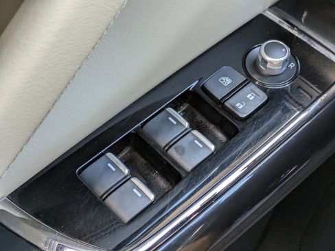 Used 2018 MAZDA CX-9 Touring image 22