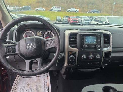 Used 2019 RAM 1500 Classic Warlock image 15