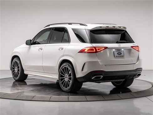 Used 2023 Mercedes-Benz GLE 450 4MATIC image 3