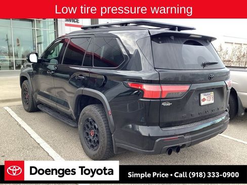 Used 2025 Toyota Sequoia 4WD image 6