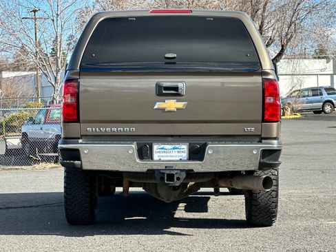 Used 2015 Chevrolet Silverado 2500 LTZ image 7