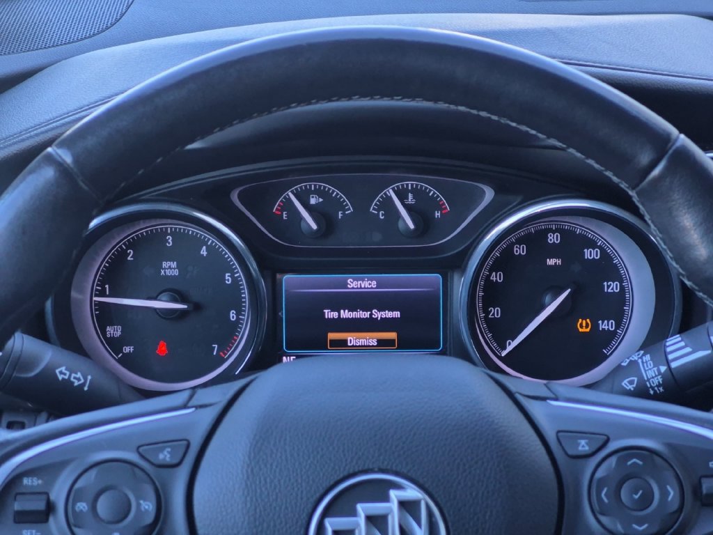 Used 2019 Buick Envision Essence FWD image 15