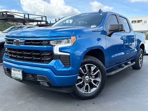 Used 2022 Chevrolet Silverado 1500 RST w/ Convenience Package II image 2