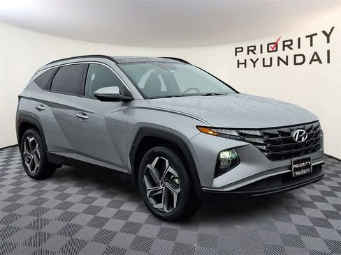 Used 2022 Hyundai Tucson SEL image 2