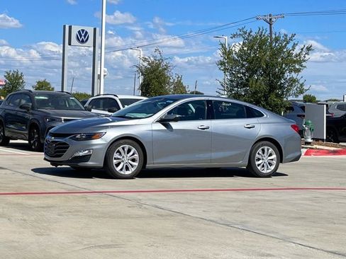 Used 2024 Chevrolet Malibu LT FWD image 3