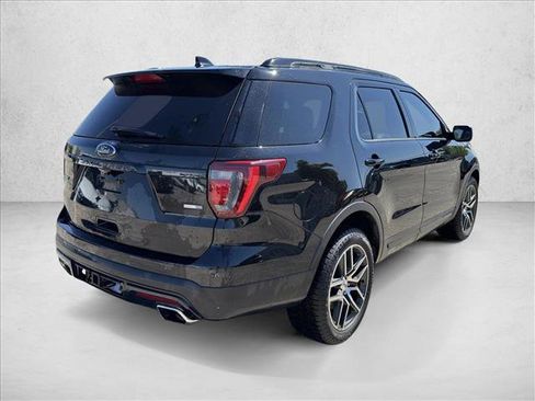 Used 2016 Ford Explorer Sport w/ Equipment Group 401A AWD/4WD image 5