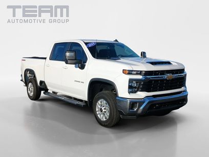 Used 2024 Chevrolet Silverado 2500 LT