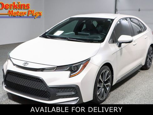 Used 2020 Toyota Corolla SE FWD image 1