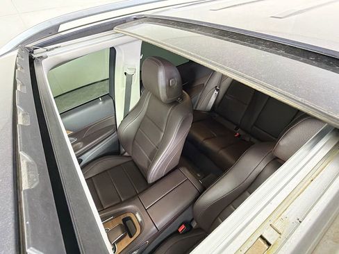 Used 2020 Mercedes-Benz GLE 450 4MATIC image 16