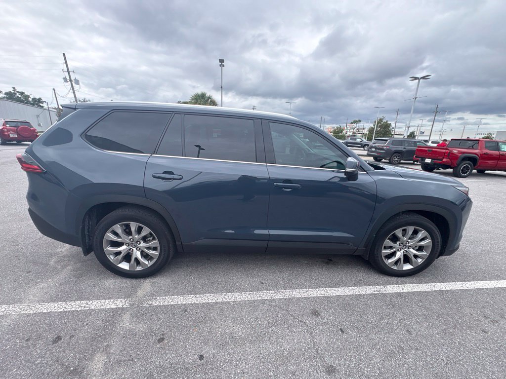 Used 2026 Toyota Grand Highlander AWD image 19
