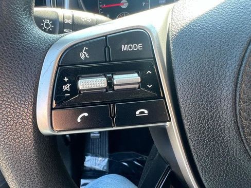 Used 2020 Kia Sorento L FWD image 24