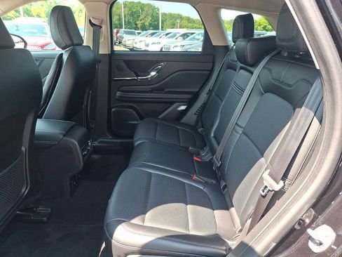 Used 2023 Lincoln Corsair AWD w/ Equipment Group 101A image 10