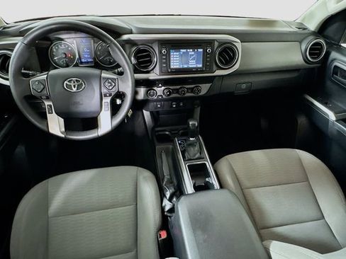 Certified 2018 Toyota Tacoma SR5 image 23