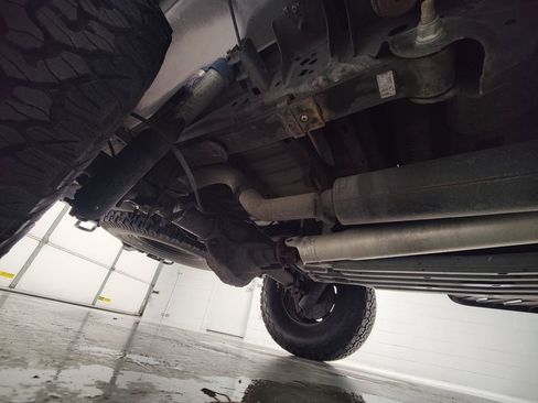 Used 2012 Ford F150 Raptor w/ Raptor Luxury Pkg image 12