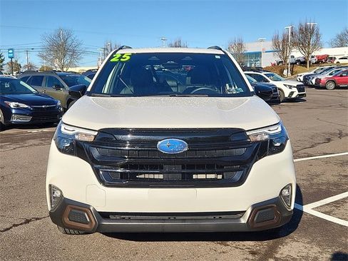 Used 2025 Subaru Forester Sport image 2