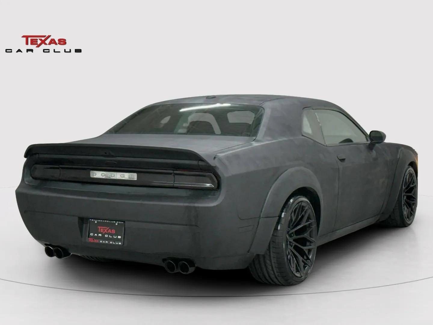 Used 2014 Dodge Challenger R/T w/ Blacktop Package RWD image 5