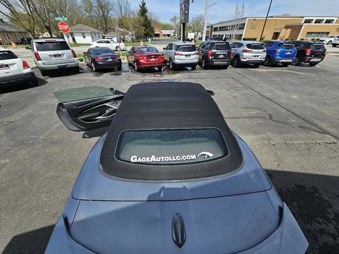 Used 2020 Chevrolet Camaro LT image 25