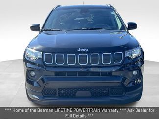 Used 2022 Jeep Compass Latitude video 2