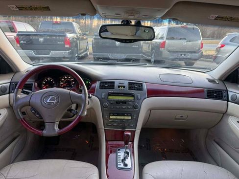 Used 2003 Lexus ES 330 Sedan image 17