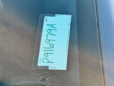 Used 2023 Tesla Model 3 Performance image 12