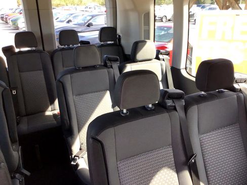 Used 2021 Ford Transit 350 XLT image 38