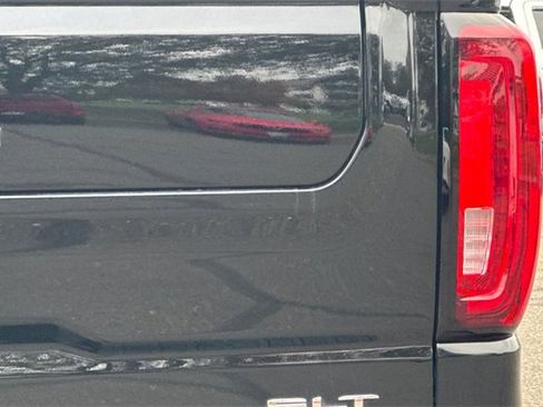 Used 2023 GMC Sierra 1500 SLT w/ SLT Premium Plus Package image 51