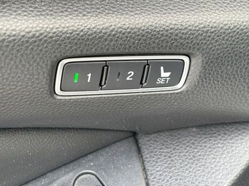 Used 2019 Honda Accord EX-L image 7