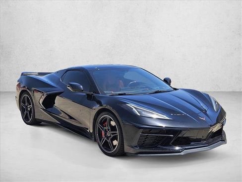 Used 2023 Chevrolet Corvette Stingray Premium Conv w/ Z51 Performance Package RWD image 3