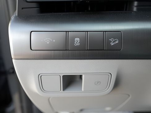 Certified 2026 Hyundai Kona SEL Sport AWD/4WD image 24