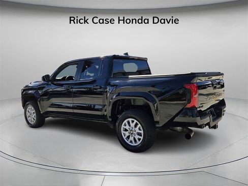 Used 2024 Toyota Tacoma SR5 image 8