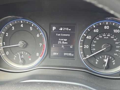 Used 2018 Hyundai Kona Limited AWD/4WD image 23