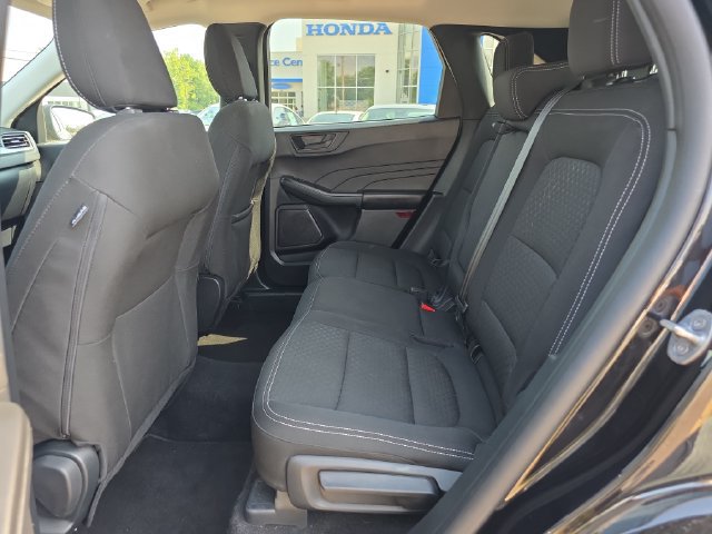 Used 2025 Ford Escape Active AWD/4WD image 11
