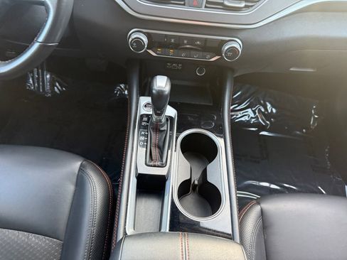 Used 2023 Nissan Altima 2.5 SR image 15