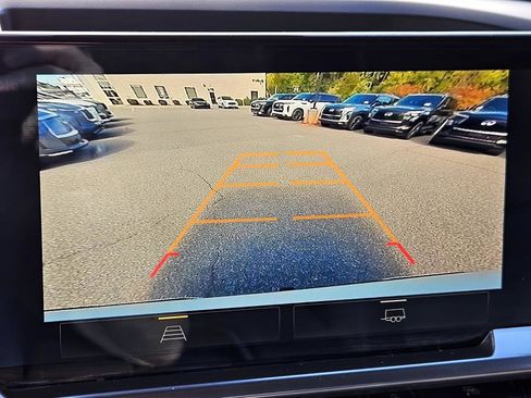 Used 2023 Chevrolet Silverado 1500 RST image 25