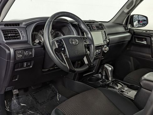 Used 2023 Toyota 4Runner TRD Off-Road image 15