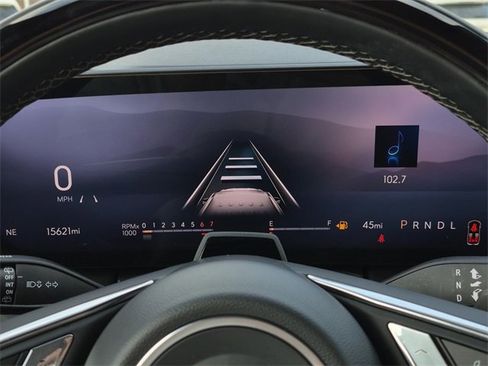 Used 2025 Buick Enclave Avenir w/ Super Cruise Package image 13