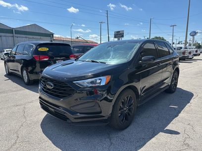 Used 2023 Ford Edge SE w/ Black Appearance Package